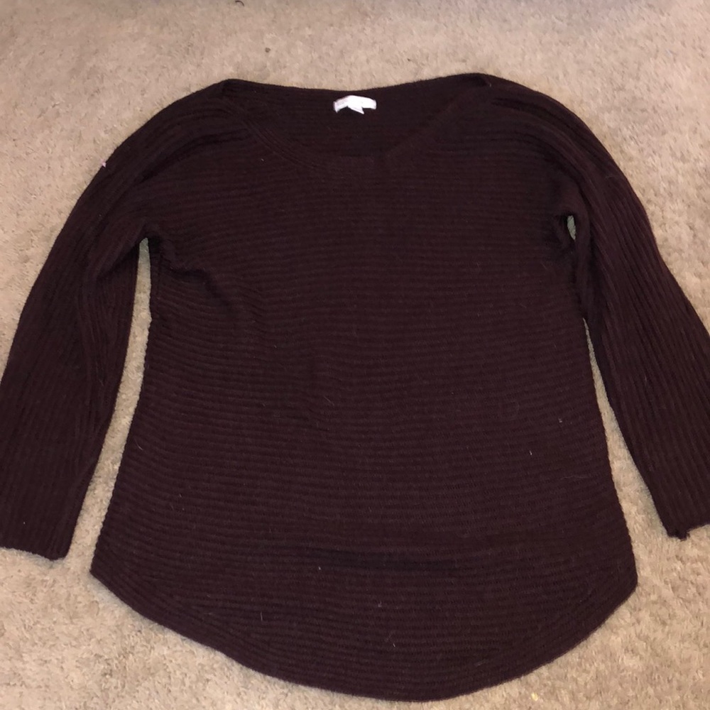 Maroon sweater